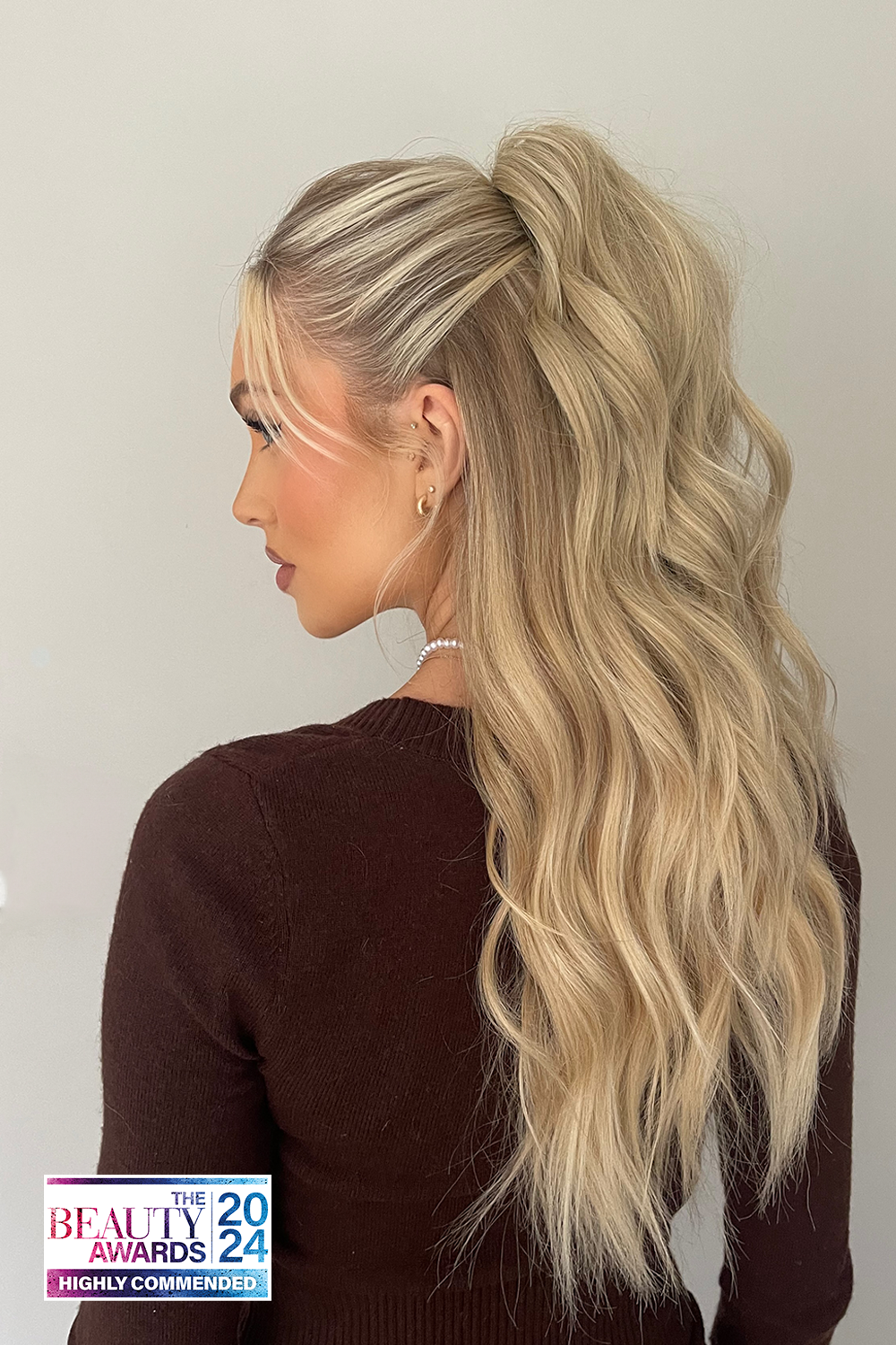 Brushed Out Wave 16'' Poney enveloppant