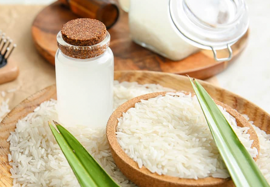 WHY YOU SHOULD BE USING RICE WATER IN YOUR HAIR ROUTINE