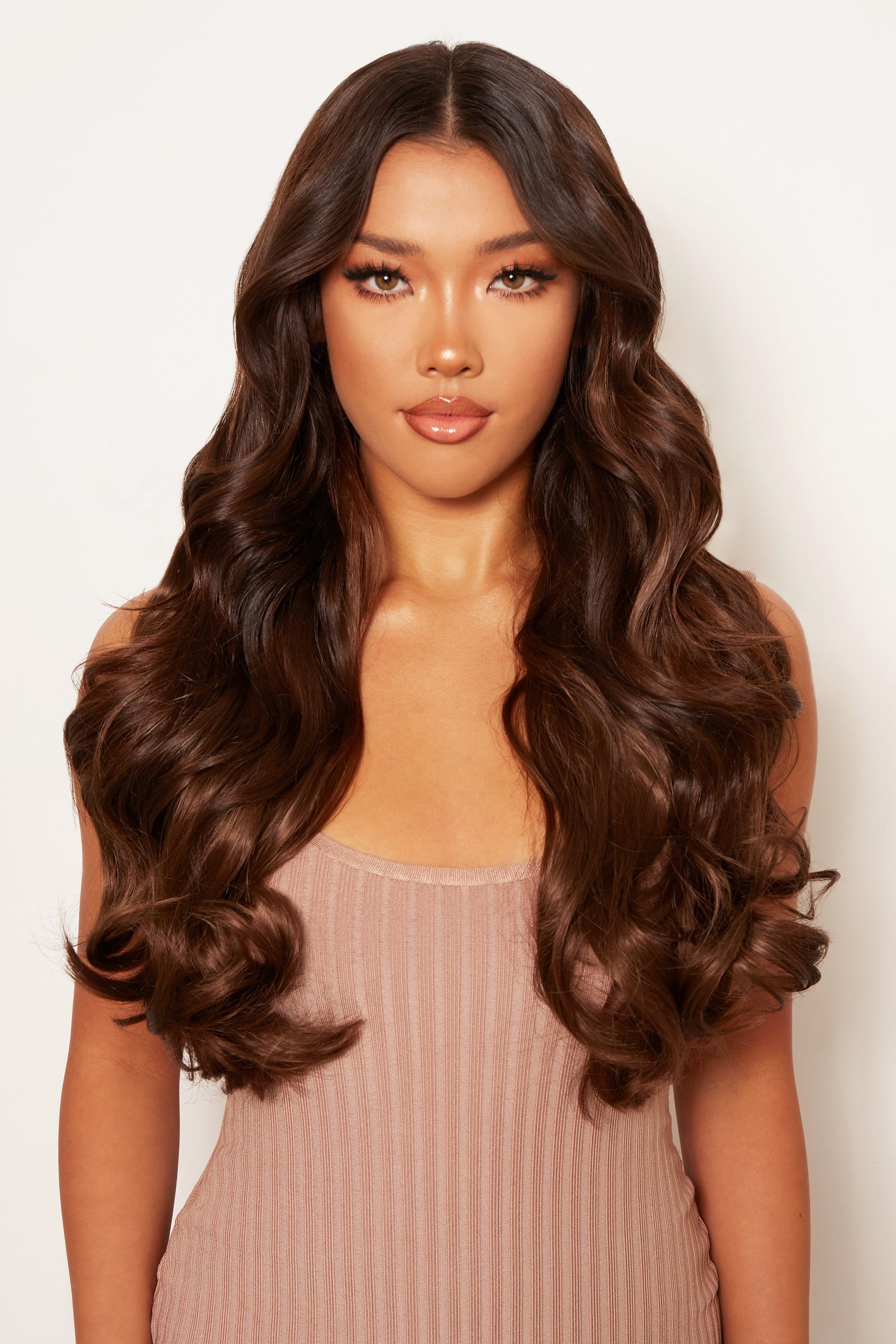 Extensions de cheveux à clip ondulés naturels super épais de 22 po en 5 pièces - MARRONS | CHÂTAIGNE #1