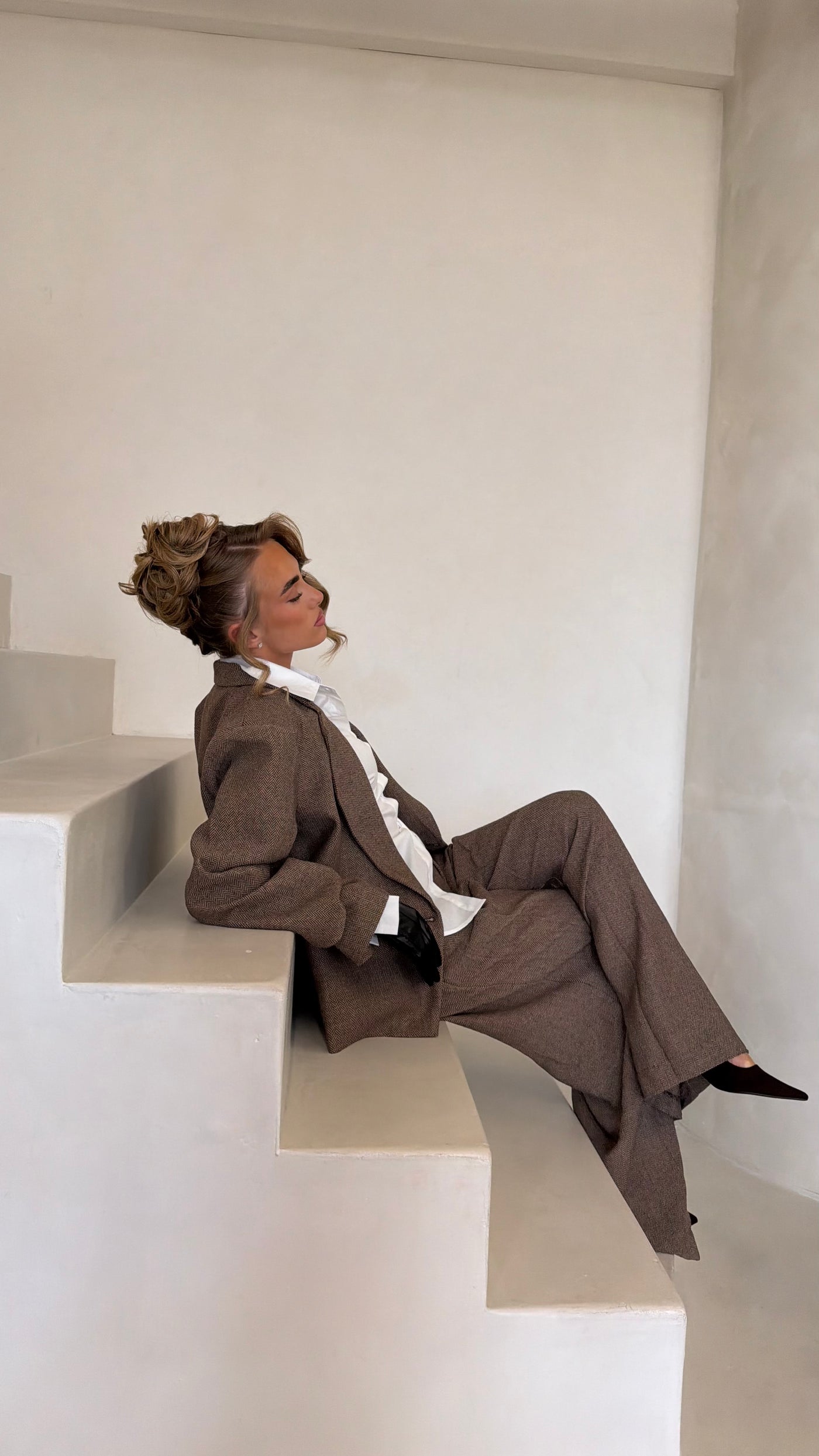 Editorial 1 — styling look 1