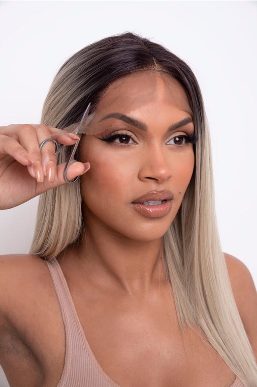 The Kiki - Platinum Long Sleek and Straight Lace Front Wig